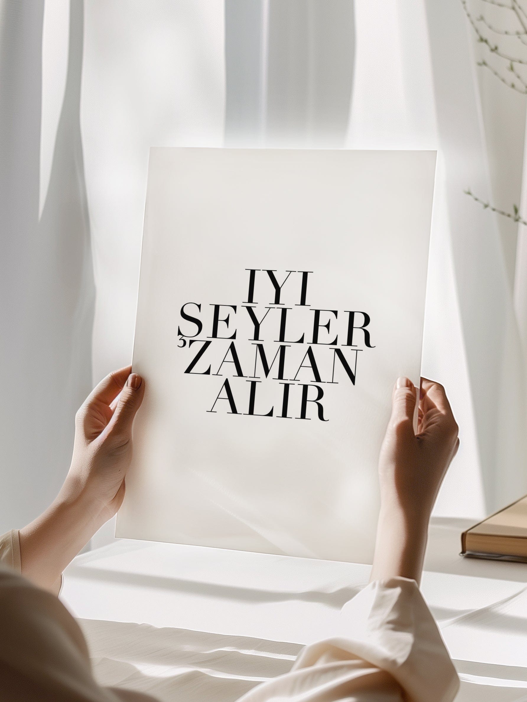 Iyi Seyler Zaman Alir Poster